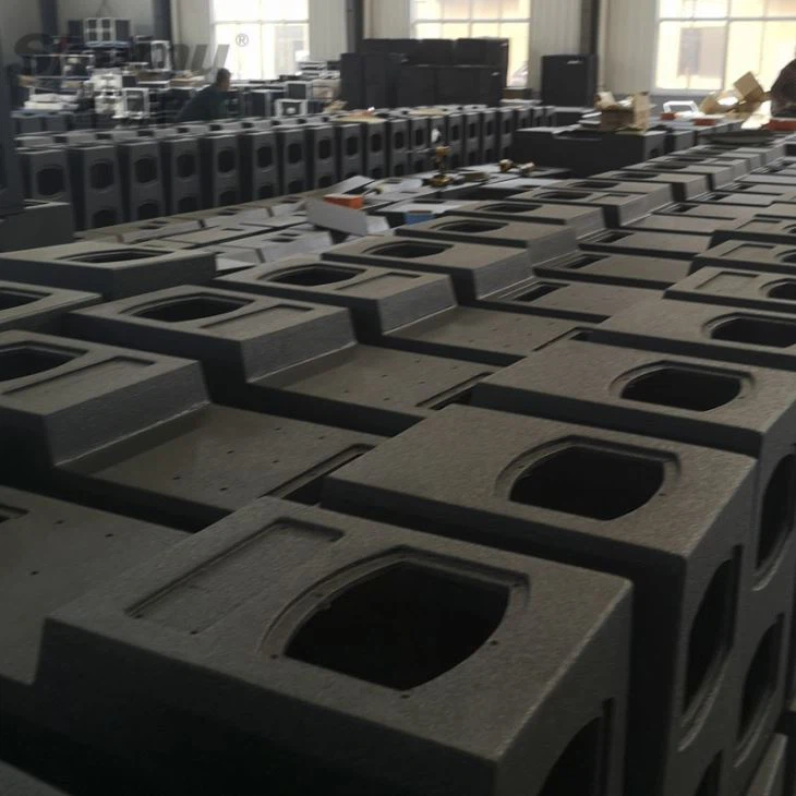 Spraying Polyurea For Loudspeaker Box